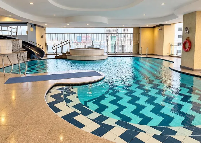 We Vibe, Alpha Grandview Near Bay * Manila